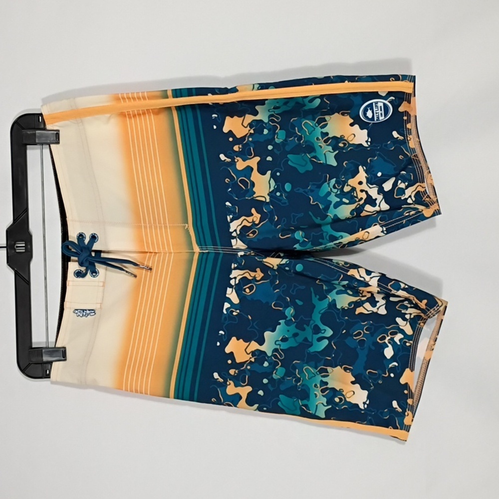 NWT Salt Life Hypte Liquid Depth Blue Multicolor Board Shorts Mens Size 28
